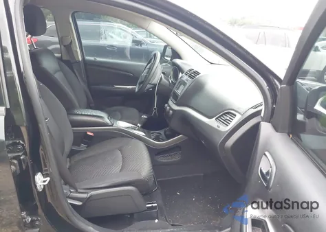 2016 Dodge Journey Sxt z USA, uszkodzony, nr VIN 3C4PDDBG2GT204820